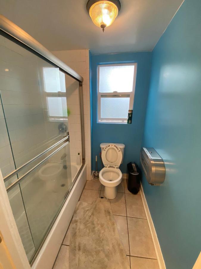 Small Private La Bedroom W Wifi - Private Fridge - Ac Near Usc - Exposition Park - Usc Memorial Coliseum - Banc Of California Bmo Stadium - Downtown Los Angeles Dtla - University Of Southern California Usc!!! Exterior foto