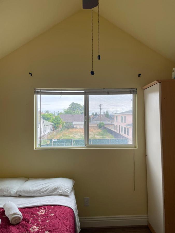 Small Private La Bedroom W Wifi - Private Fridge - Ac Near Usc - Exposition Park - Usc Memorial Coliseum - Banc Of California Bmo Stadium - Downtown Los Angeles Dtla - University Of Southern California Usc!!! Exterior foto